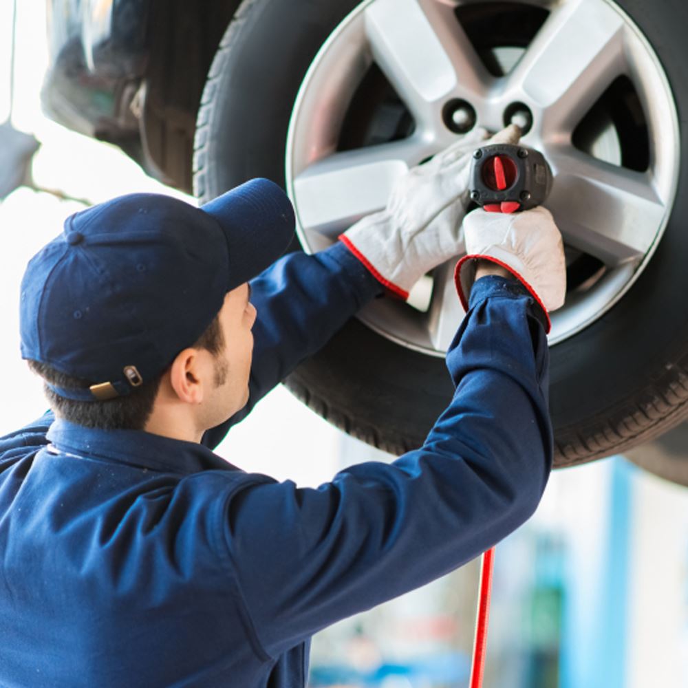 Tyre Changing and Repair Service