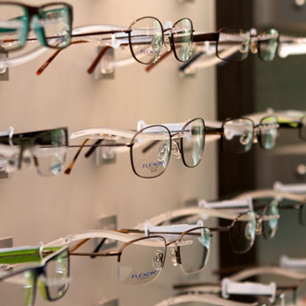 Retail of Spectacles