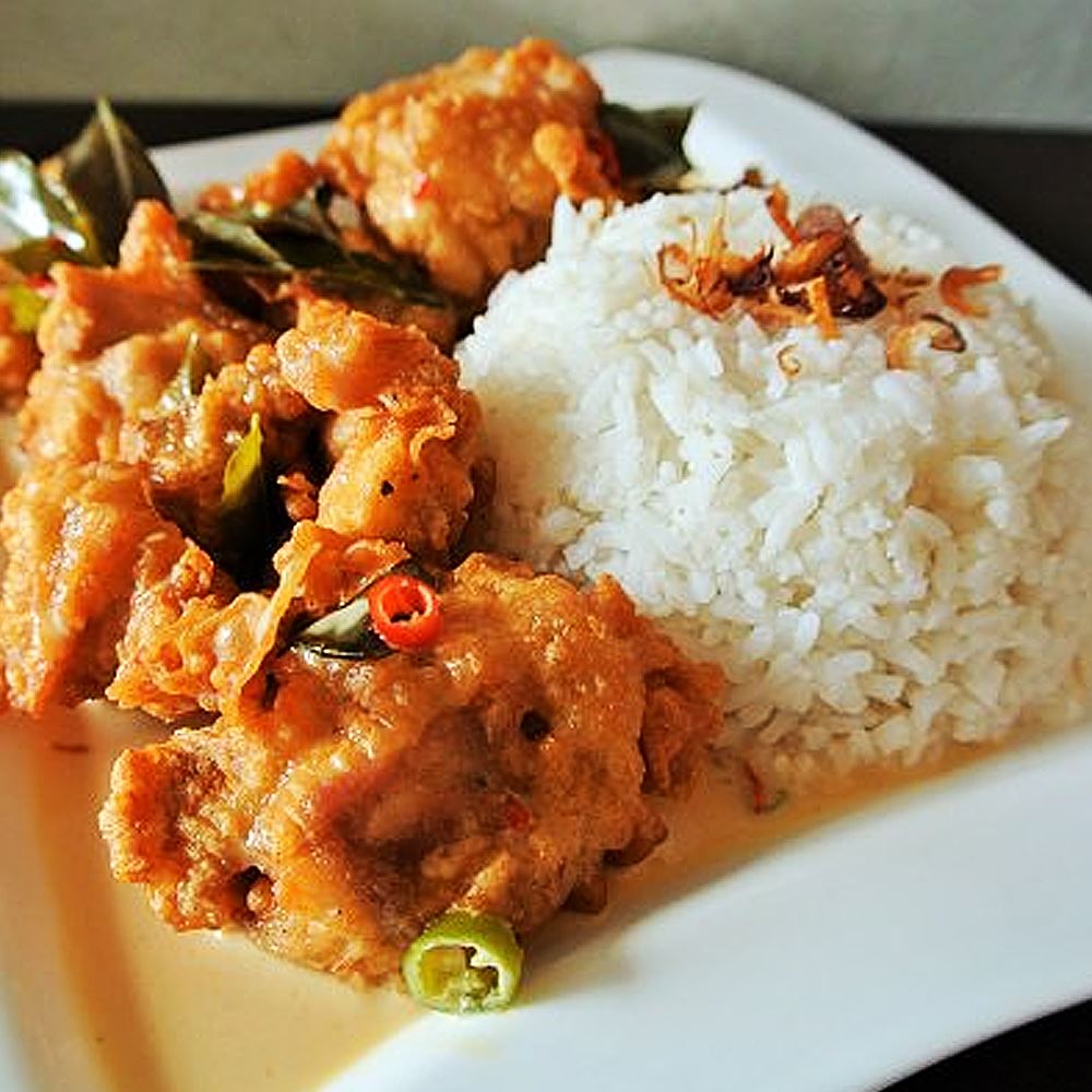 Nasi Ayam Buttermilk (Chicken)