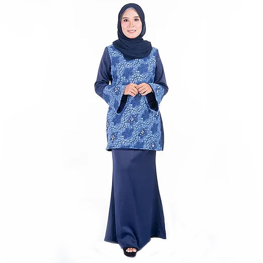 Ladies’ Kurung